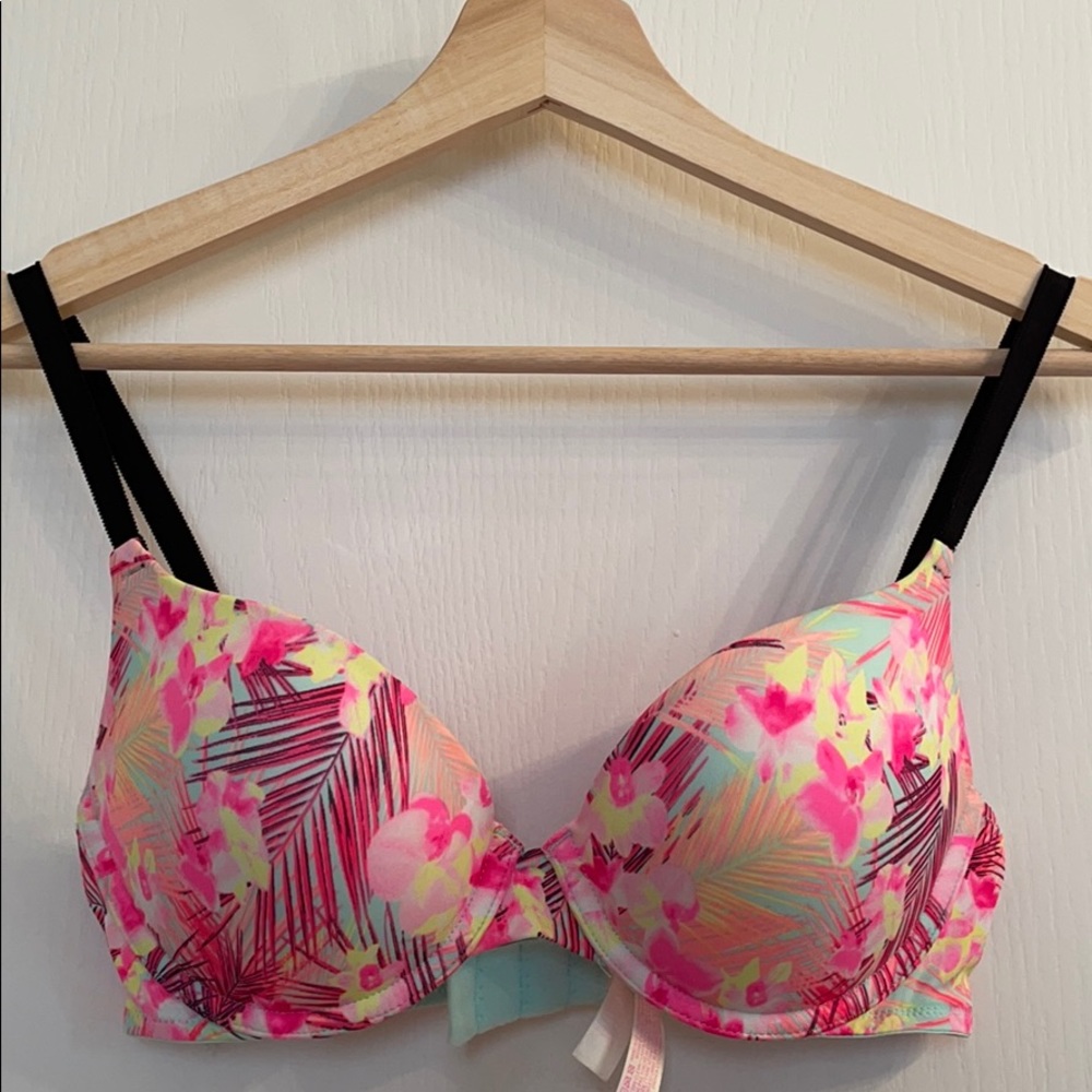 Pink Victoria’s Secret tropical push up bra